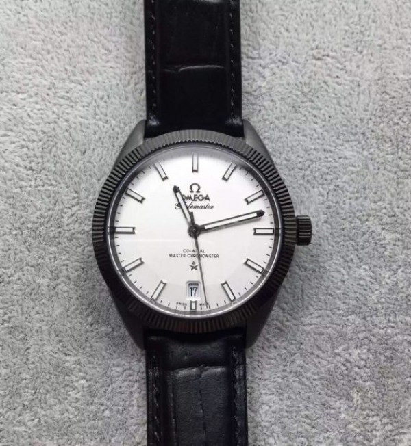 How to buy a Globemaster clone watches for men in French Guiana?