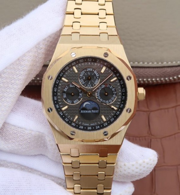 How to buy a Royal Oak Offshore super clone watches for sale in Malawi?