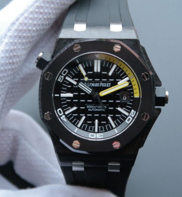 How to buy a Royal Oak Offshore replica watch in Libyan Arab Jamahiriya?