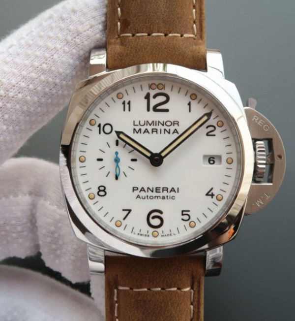 How to buy a Luminor 1950 replica watch in Cape Verde?