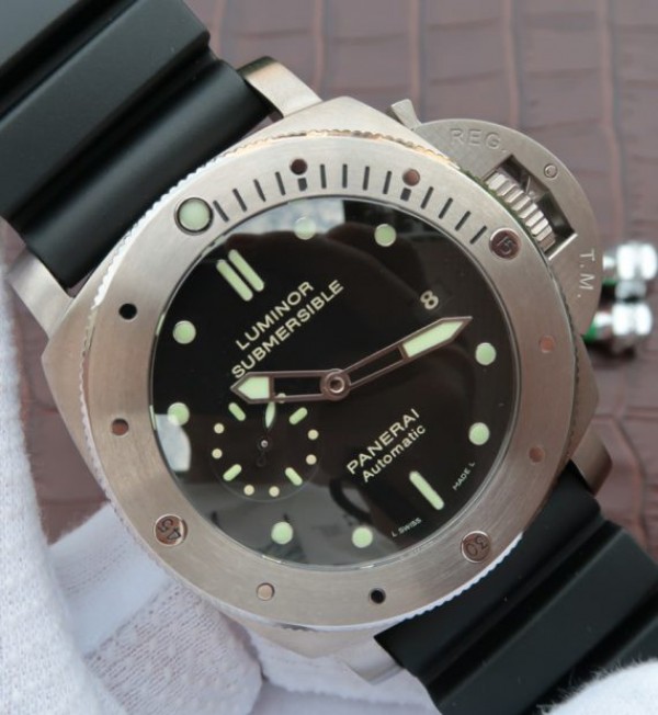 How to buy a Panerai clone watches for sale in Belgium?