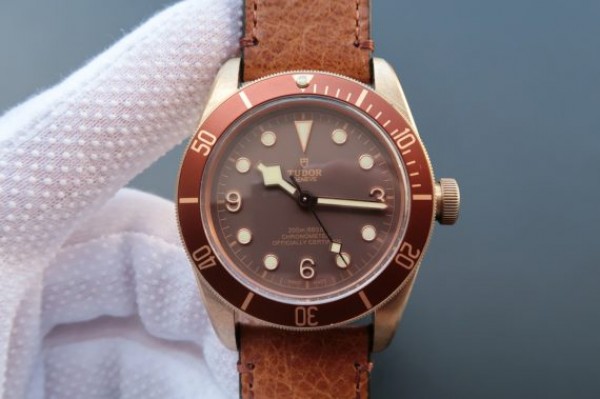 Tudor Heritage Black Bay Bronze ZF Aged Brown Leather Strap A2824