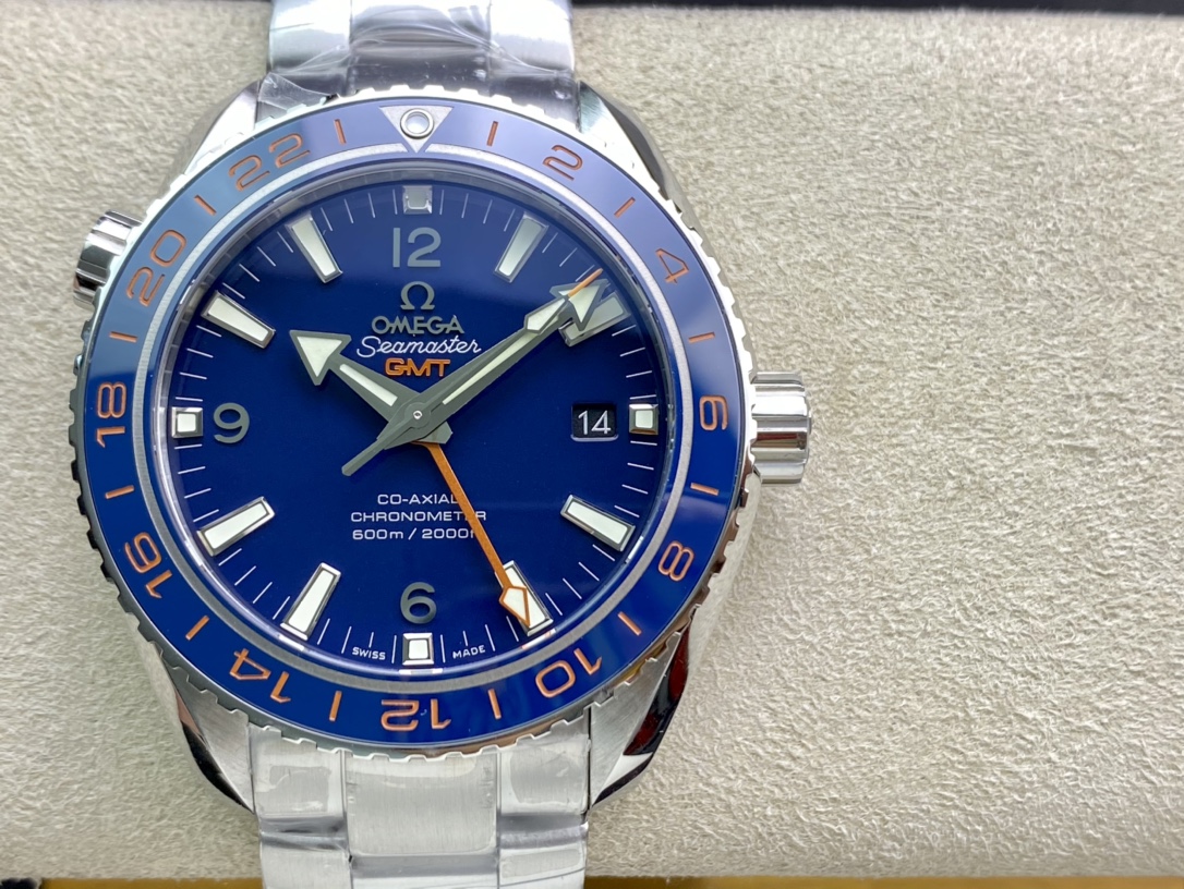 Omega Seamaster Hippocampus Series Ocean Universe 600m