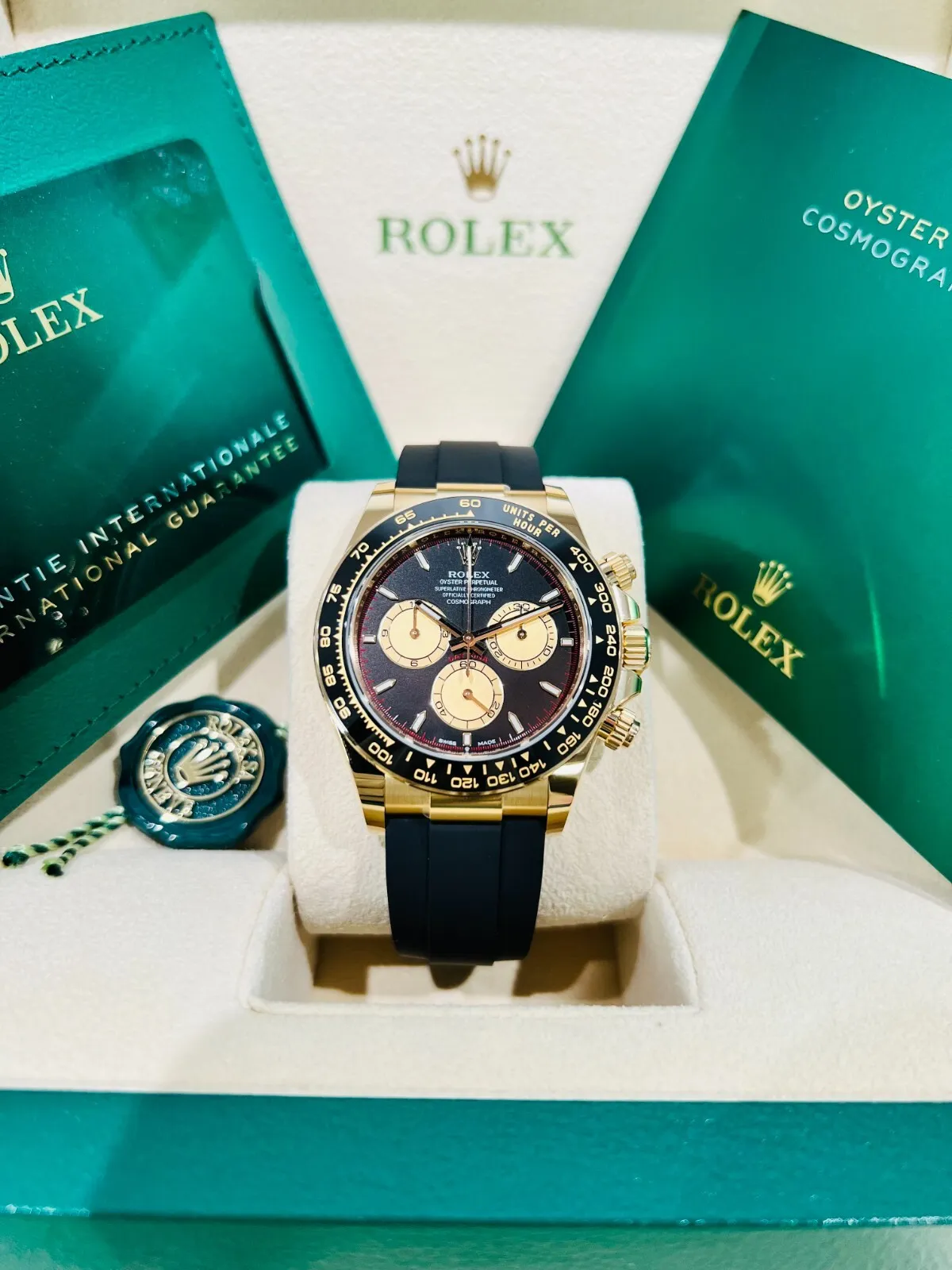Superclone Rolex Daytona 40 mm Intense black Dial 126518LN - gallery