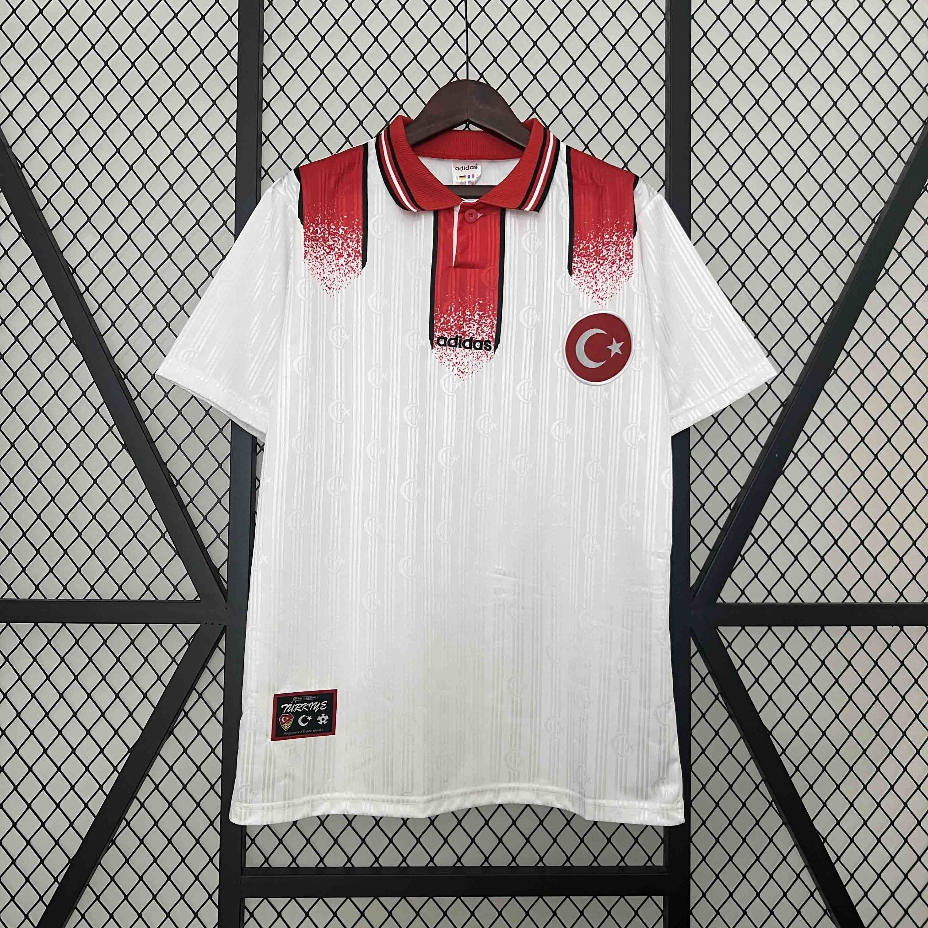 The Heritage Behind Turkey 1996 Turkey World Cup Away Football Retro Jersey: A Timeless Story