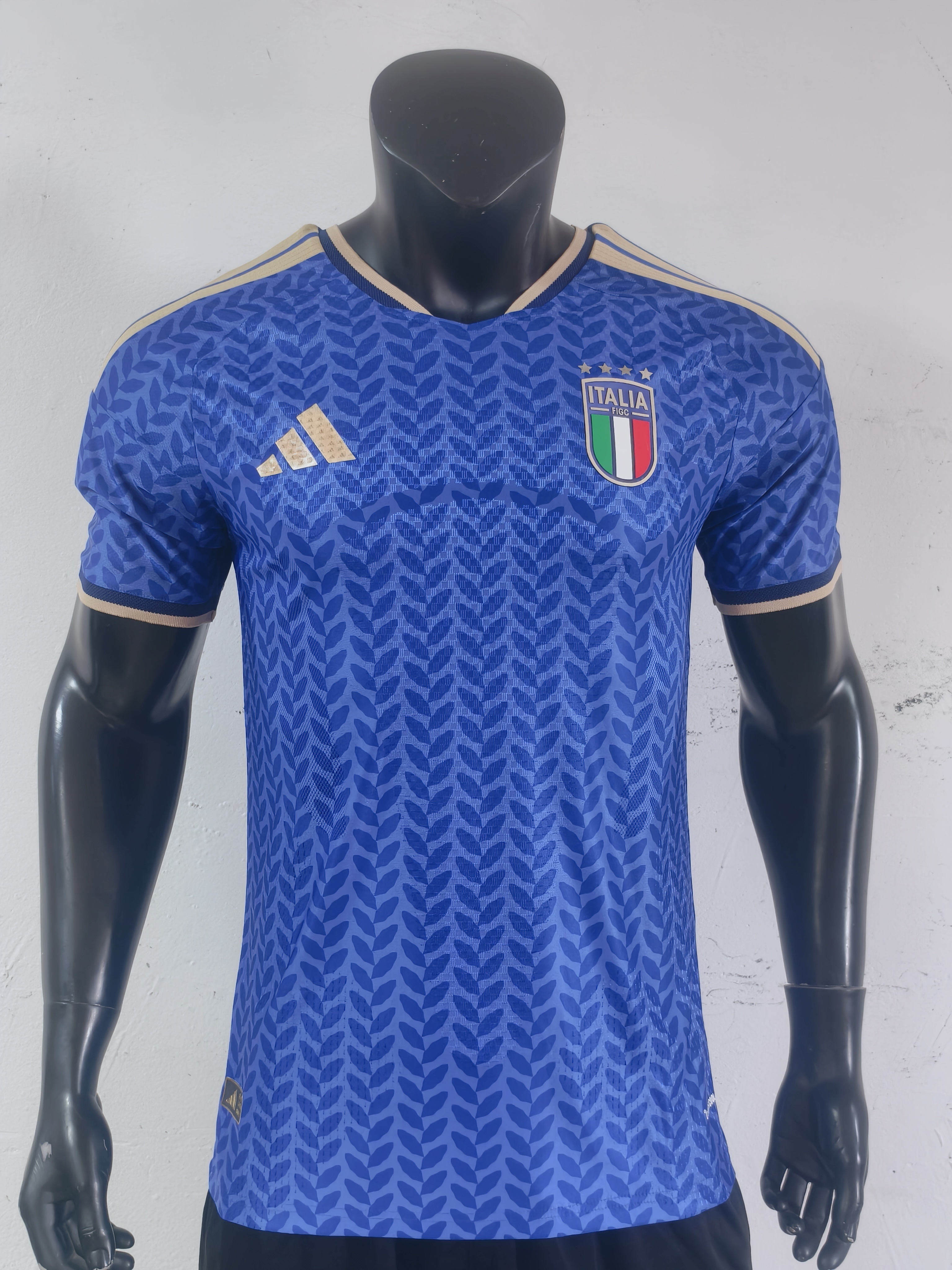 The Ultimate Guide to Choosing a National Team Italy Home Jersey