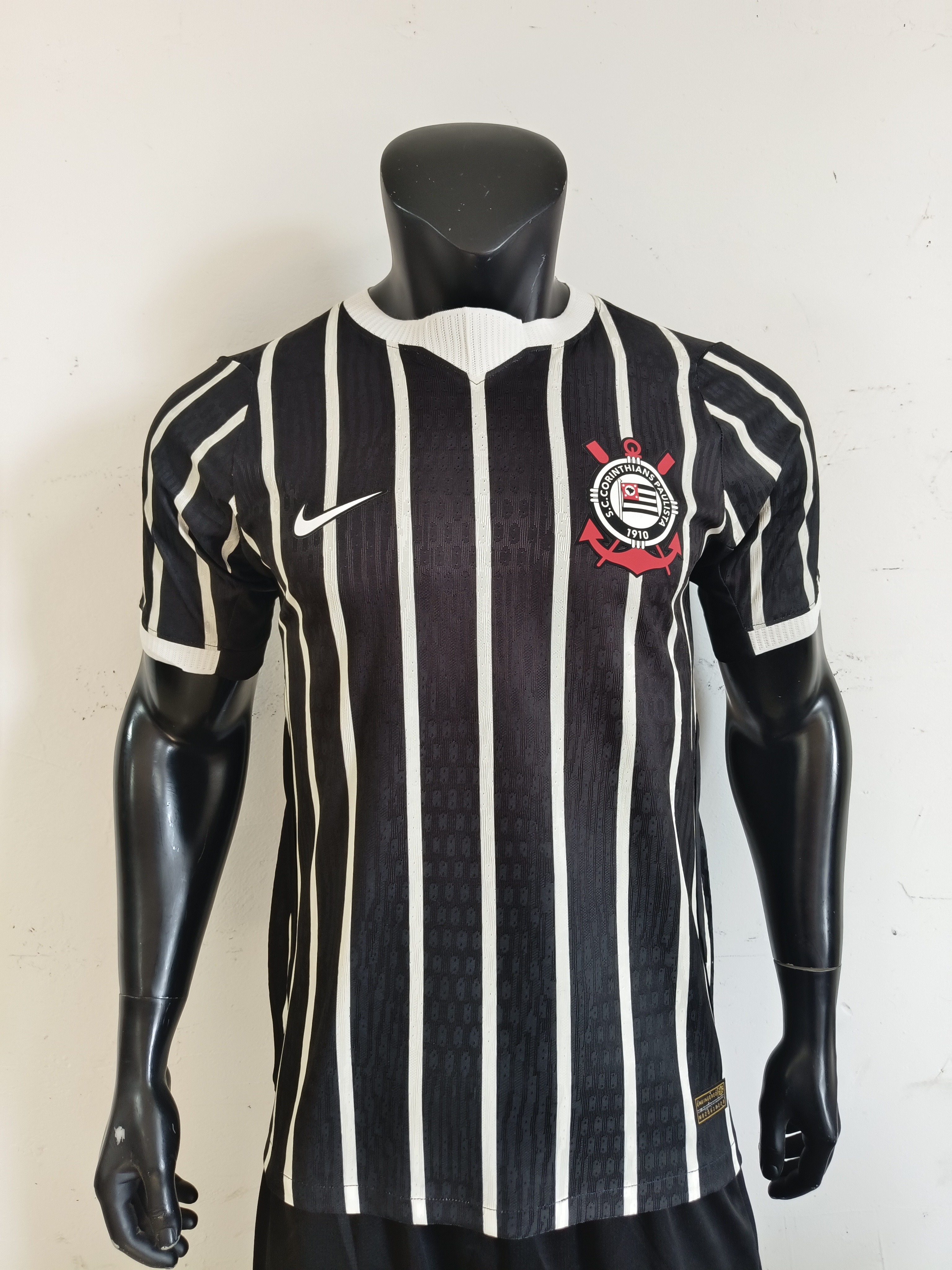 26-27 Corinthians Away Jersey - view 4