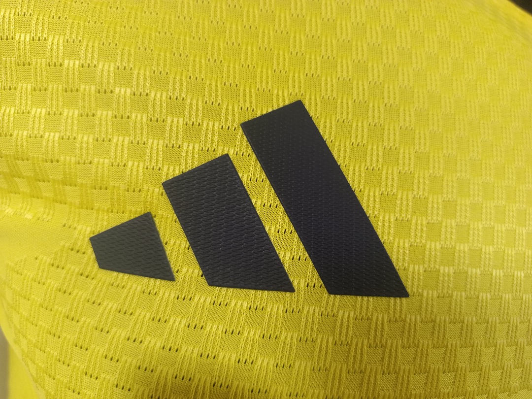 -27 Al Nassr Home Jersey - view 4