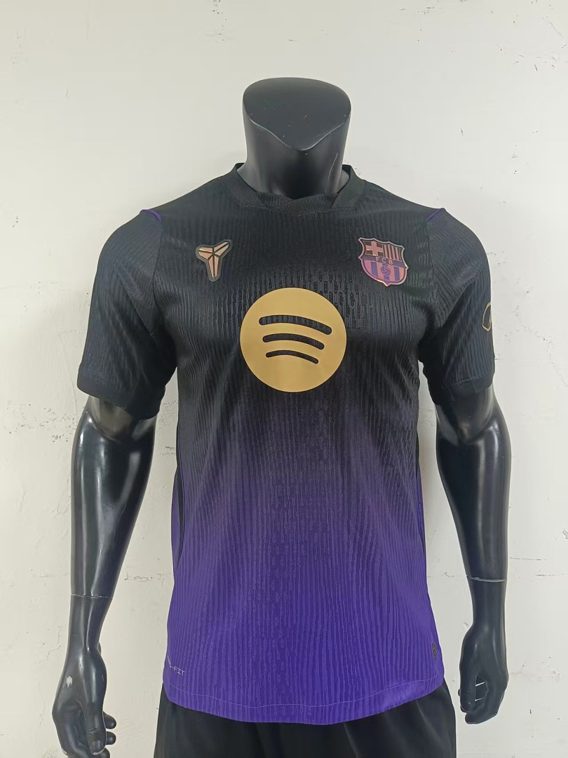 26-27 Barcelona Away Jersey 10 - view 5