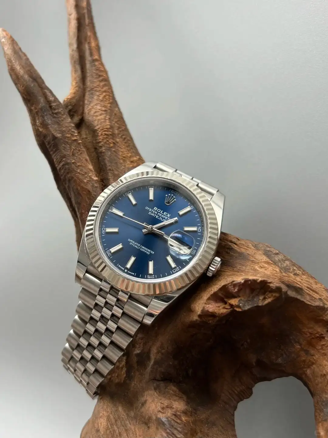 Rolex Datejust 41 White Gold/Steel Blue Dial Fluted Bezel 126334 (Jubilee) - gallery