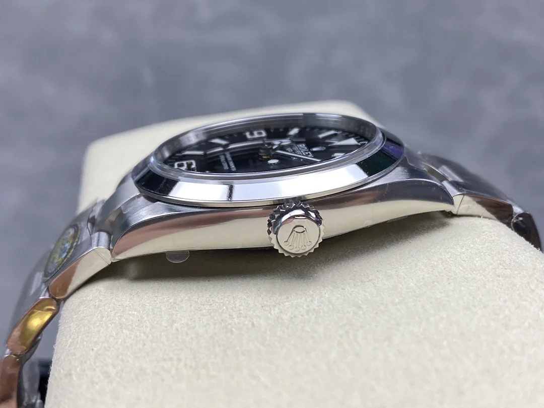 Superclone Rolex Explorer 40 mm Black Dial 224270 - gallery