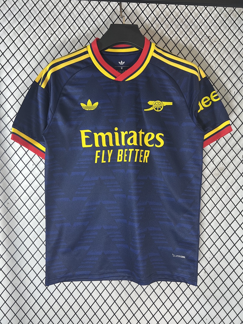 Arsenal Away Jersey - view 4