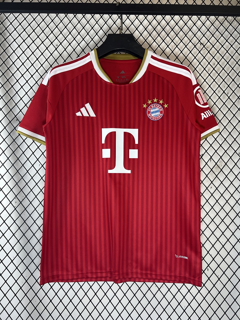 Red Bayern Munich Home Jersey - view 3