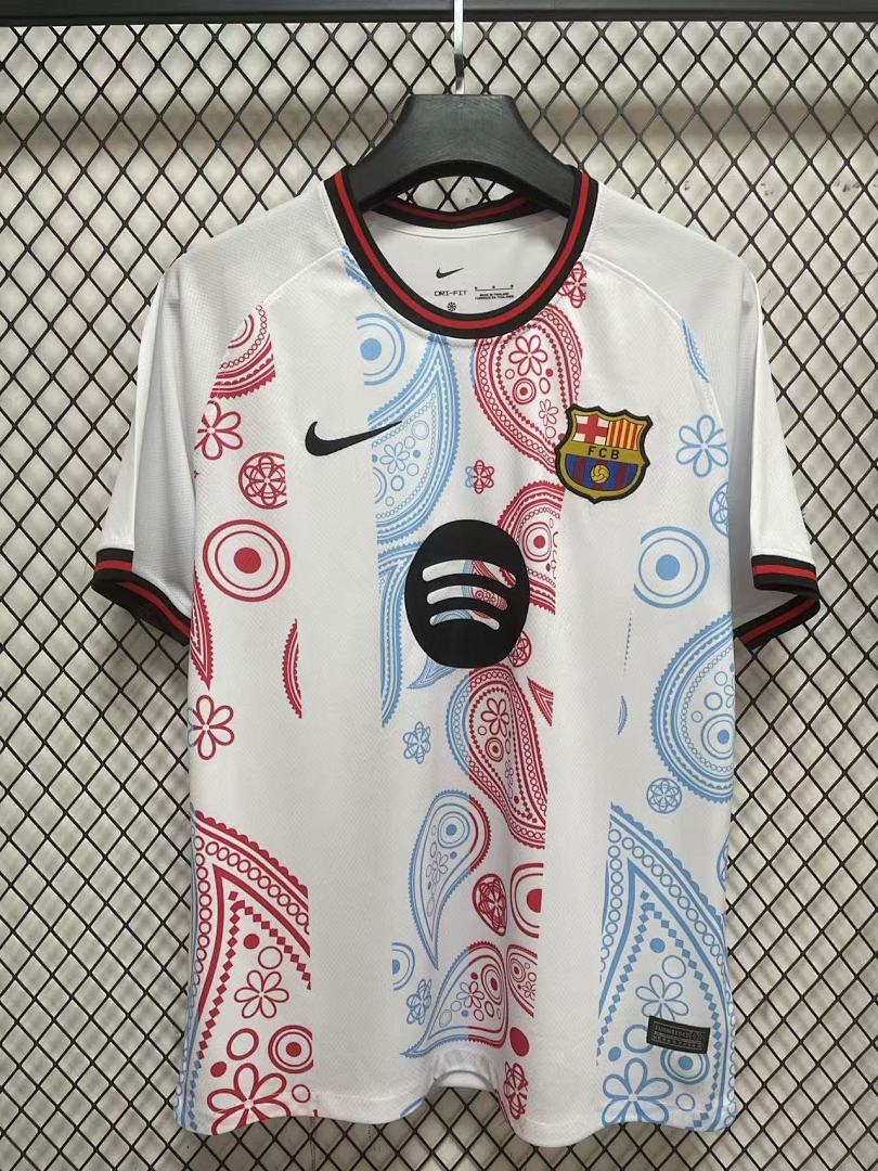 Barcelona White Special Edition S-4 XL - view 3