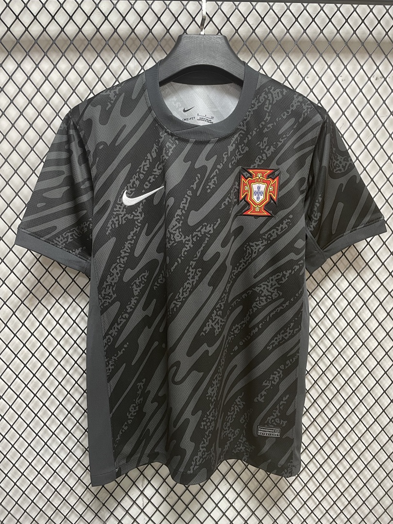 Portugal Goalkeeper Jersey S-4 XL - view 4