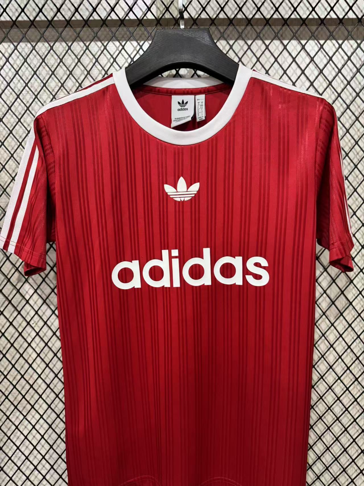 AD Lotus Red Jacquard S-4 XL