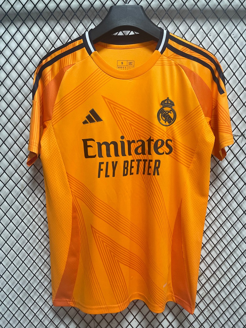 Real Madrid Away Jersey Yellow S-4 XL - view 4